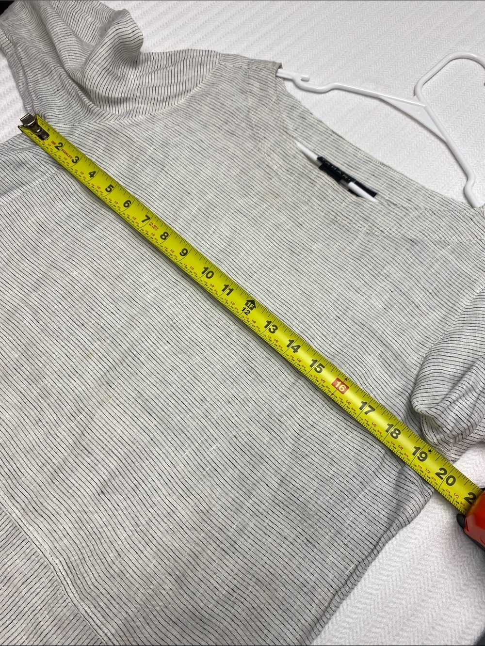 Tahari Linen Top | Striped Boxy Blouse | Natural Coastal Relaxed Minimalist | S - Picture 7 of 8